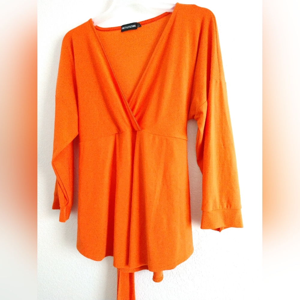 Prettylittlething Orange Knit Top Long Sleeve Tie Back Deep V Neck 16 Chest 42"